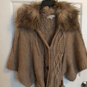 Loft Women’s Sweater with faux fur collar.